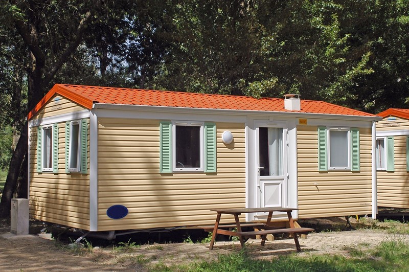 Campingbaas betaalt zwart: naheffing terecht
